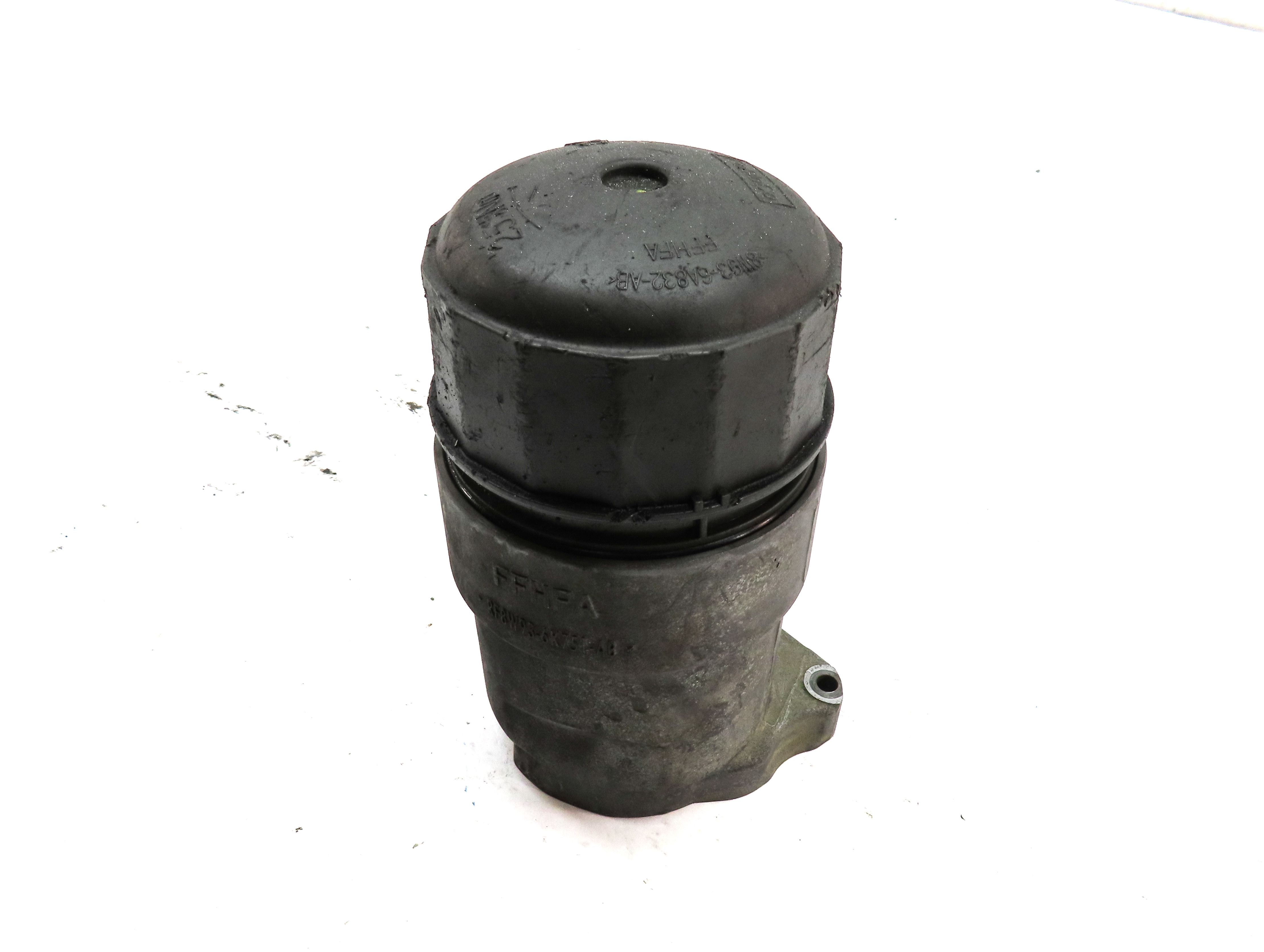 2014 LAND RANGE ROVER (L405) 5.0L SUPER ENGINE MOTOR OIL FLUID FILTER HOUSING — exact item pictured